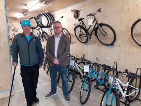 MP Impressed with Huntly Bikery
